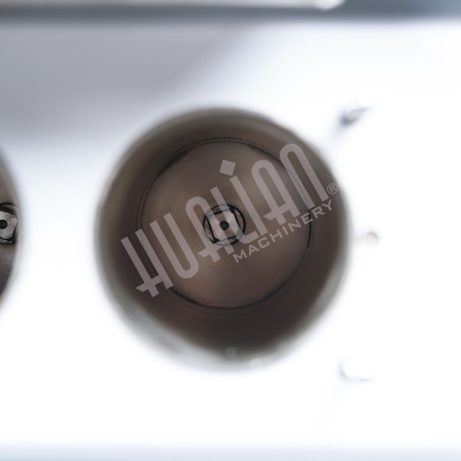 Фризер для мягкого мороженого HIM-03 с функцией ночного хранения и помпой (3 рожка) Hualian - Купить с доставкой по всей Беларуси