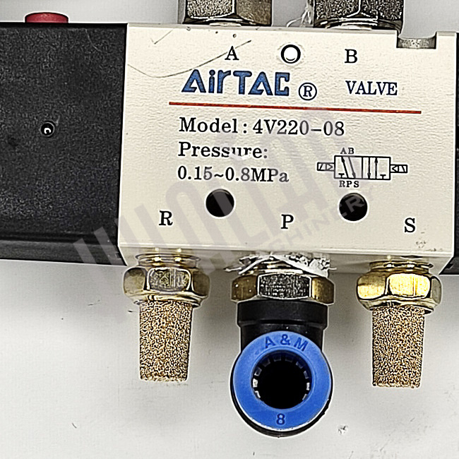 Пневмораспределитель 4V220-08/220 (в комлекте с коннекторами 2 шт) Hualian - Купить с доставкой по всей Беларуси
