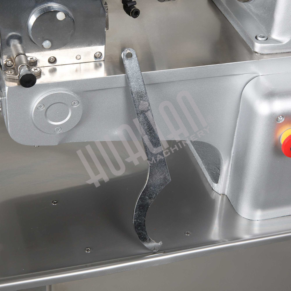 Пельменный аппарат JGL-135-5B (14-15 гр) (100х52х8) Hualian - Купить с доставкой по всей Беларуси