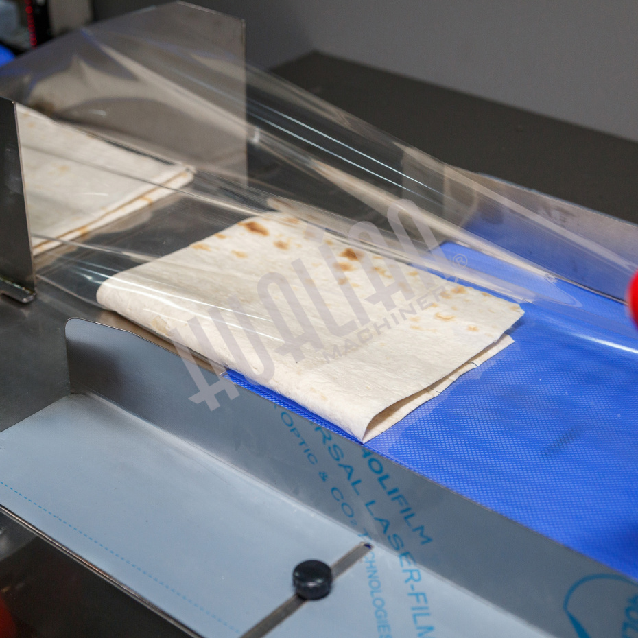 Горизонтальная упаковочная машина DXDZ-600XD (3 серв., H-110 мм, L не огр., W 145-285 мм, HL-1108, круг. отв., подбой, прок. пакета) Hualian - Купить с доставкой по всей Беларуси