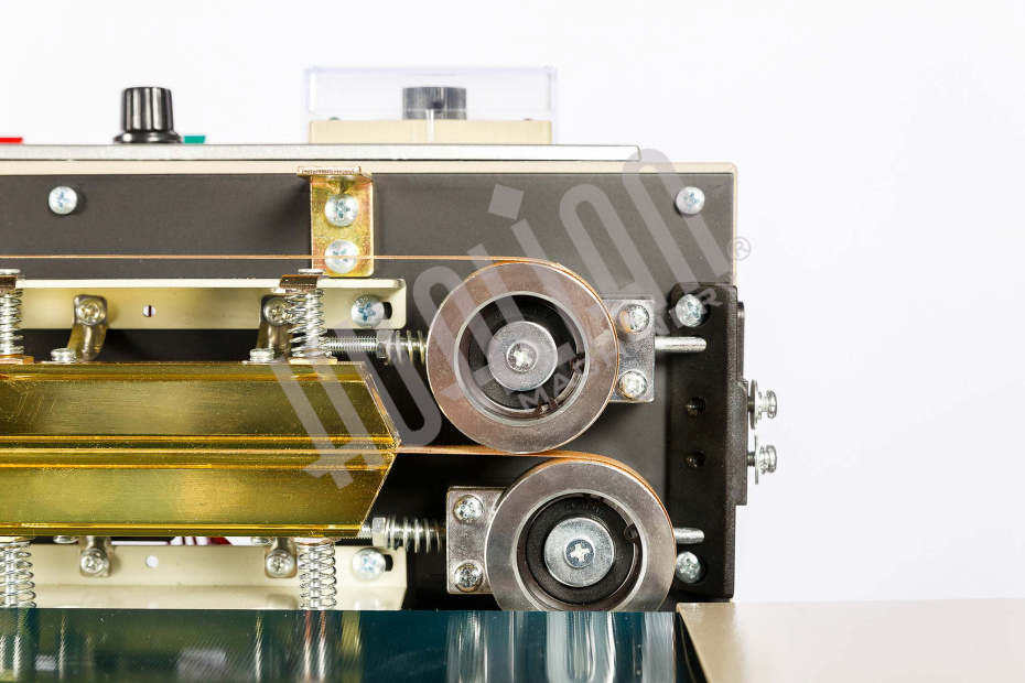 Роликовый (конвейерный) запайщик горизонтального типа DBF-900 LOW COST Hualian - Купить с доставкой по всей Беларуси