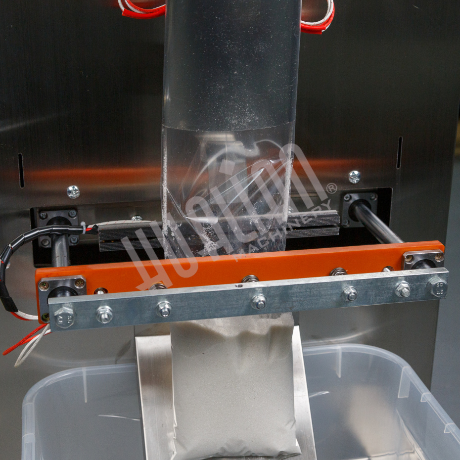 Автоматическая фасовочно-упаковочная машина DXDK-1000 NEW (пакет-подушка,W пленки 420 мм,фотодатчик) Hualian - Купить с доставкой по всей Беларуси