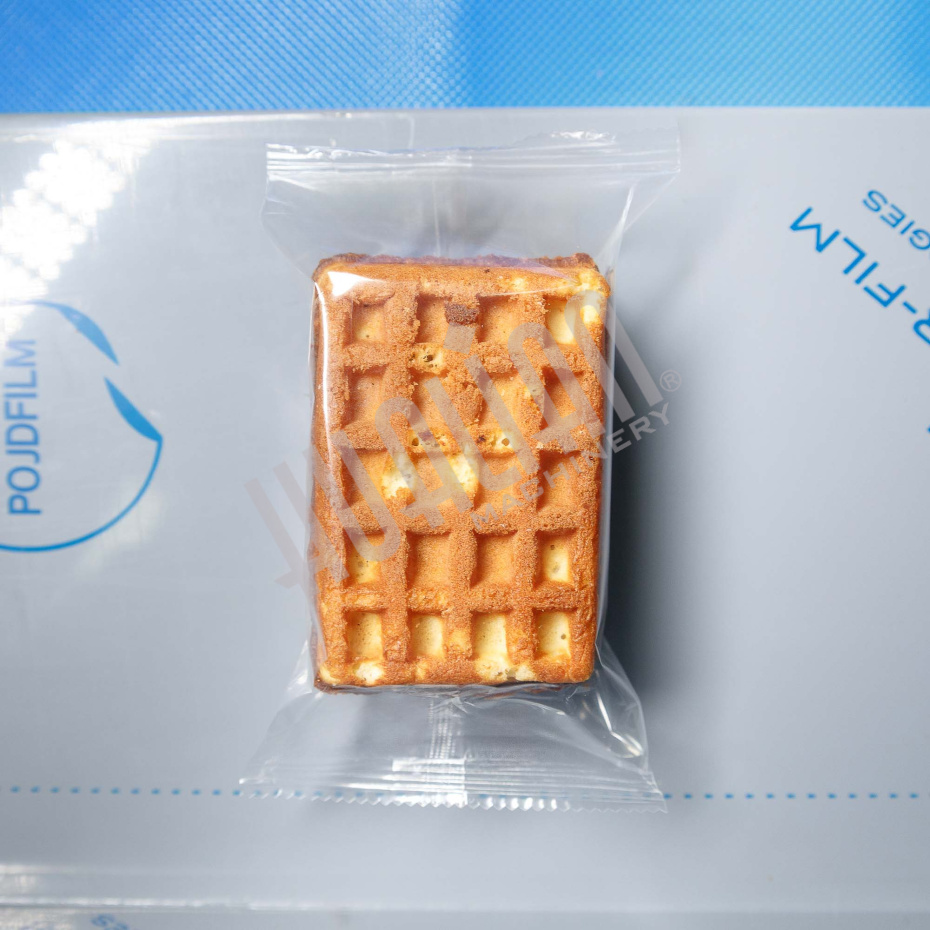 Горизонтальная упаковочная машина DXDZ-250XD (лент. 60 мм, рег. форм., S 250, L 120-280, H 60) Hualian - Купить с доставкой по всей Беларуси