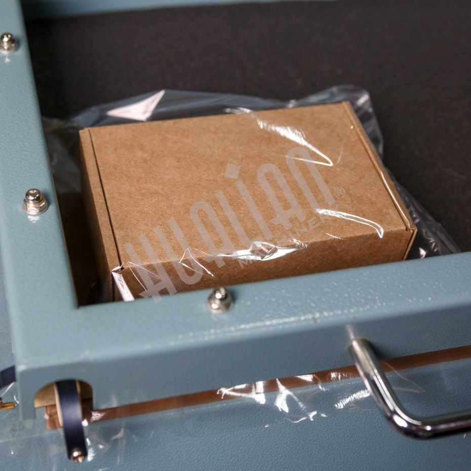 Ручной аппарат для запайки и обрезки BSF-601 REVERSE (подача справа налево) Hualian - Купить с доставкой по всей Беларуси