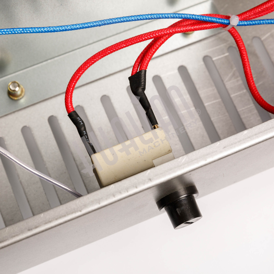 Конвекционная печь HEB-4F (4 уровня, решетка 435*310 мм) Hualian - Купить с доставкой по всей Беларуси