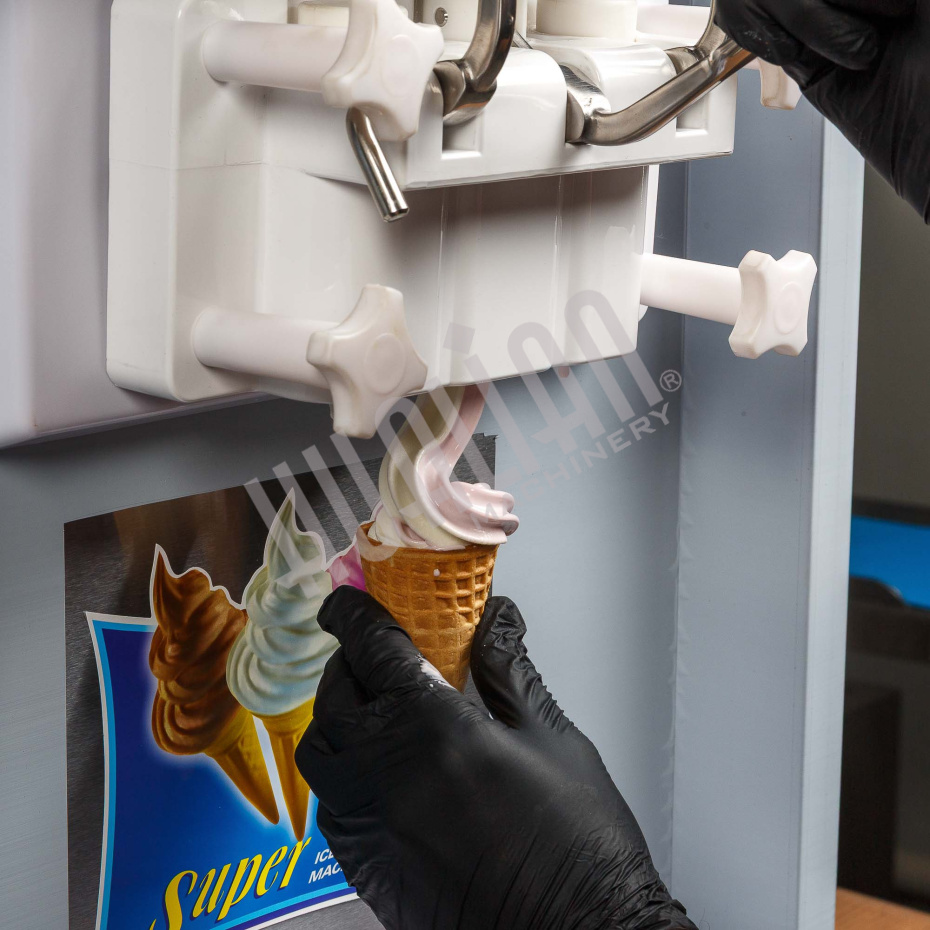 Фризер для мягкого мороженого HIM-03 с функцией ночного хранения и помпой (3 рожка) Hualian - Купить с доставкой по всей Беларуси