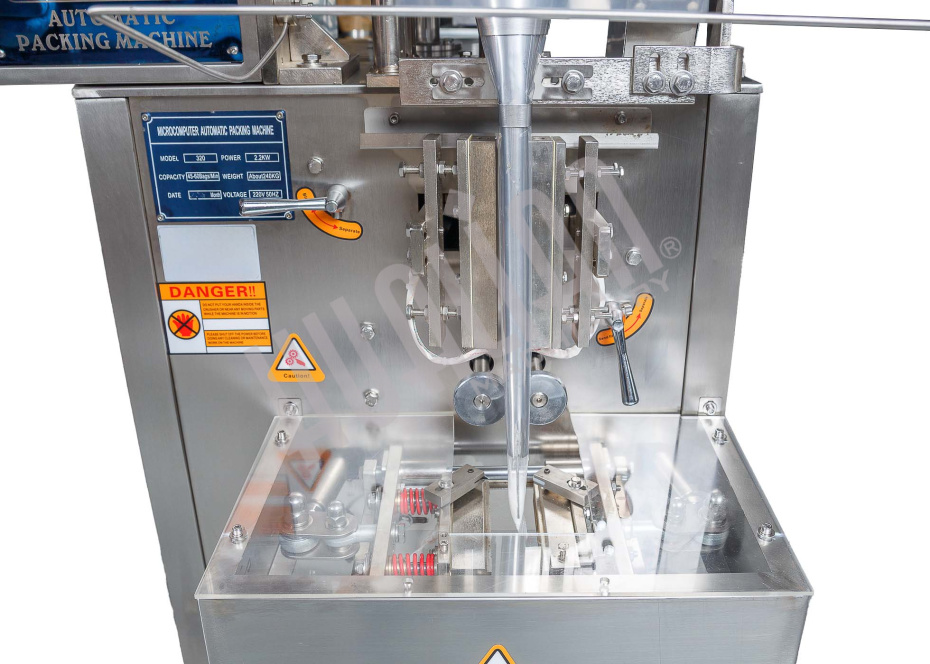 Автоматическая фасовочно-упаковочная машина DXDK-320RH-E (нерж., стик 17*110 мм, 4.6-8 мл, W пленки 42 мм, зубч. нож.) Hualian - Купить с доставкой по всей Беларуси