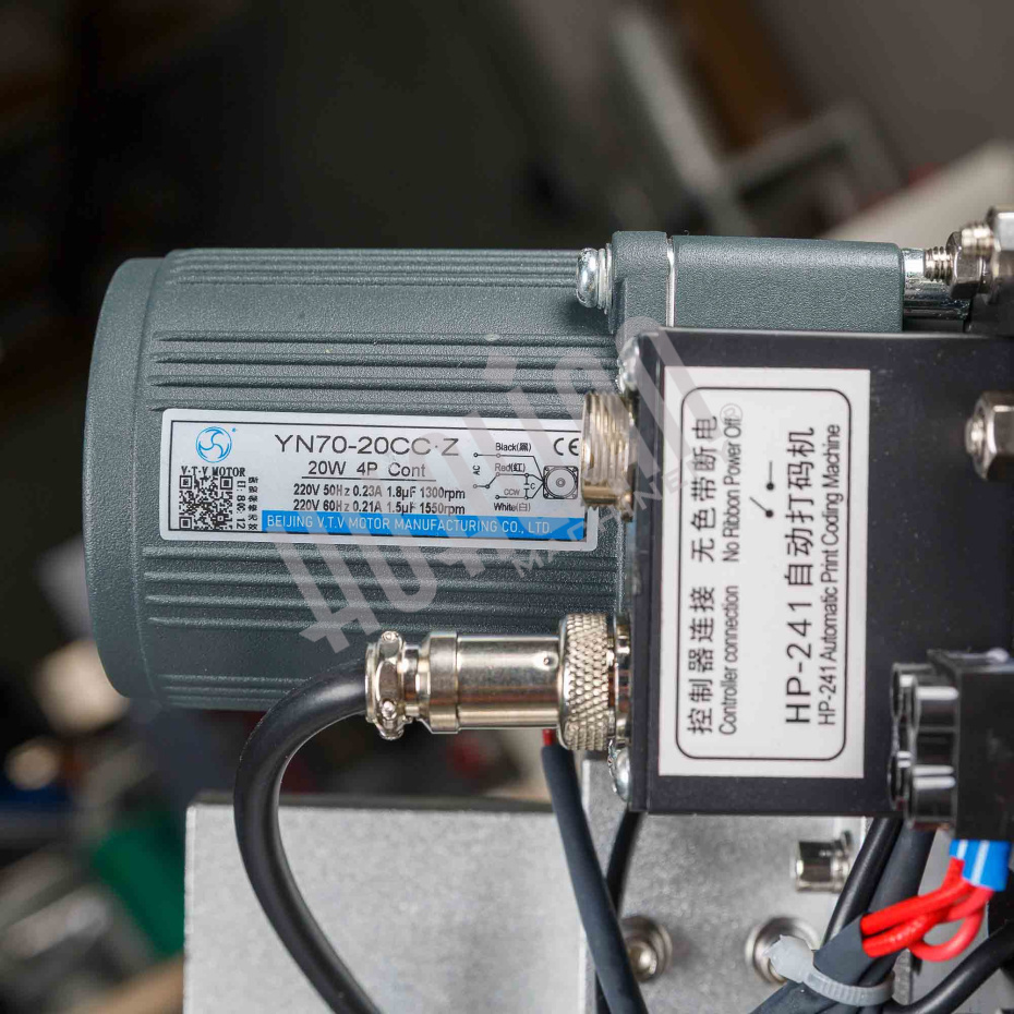 Автоматический этикетировщик для плоских поверхностей с датером HLMT-220TD Hualian - Купить с доставкой по всей Беларуси