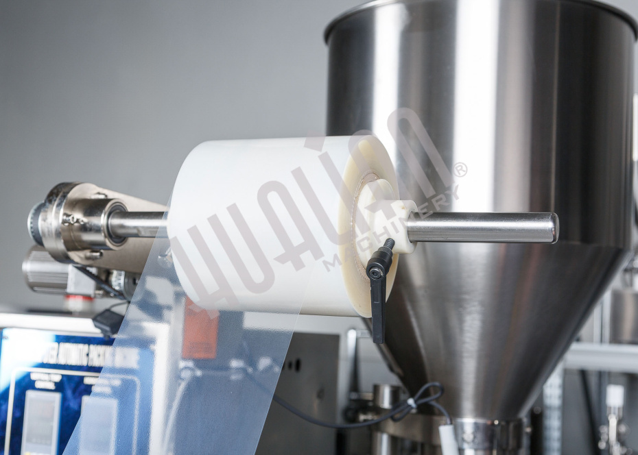 Автоматическая фасовочно-упаковочная машина DXDK-320RH-E (нерж., стик 17*110 мм, 4.6-8 мл, W пленки 42 мм, зубч. нож.) Hualian - Купить с доставкой по всей Беларуси