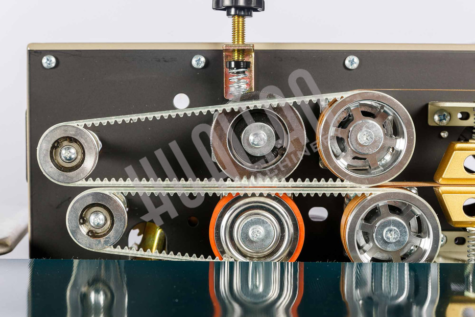 Роликовый (конвейерный) запайщик горизонтального типа DBF-900 LOW COST Hualian - Купить с доставкой по всей Беларуси