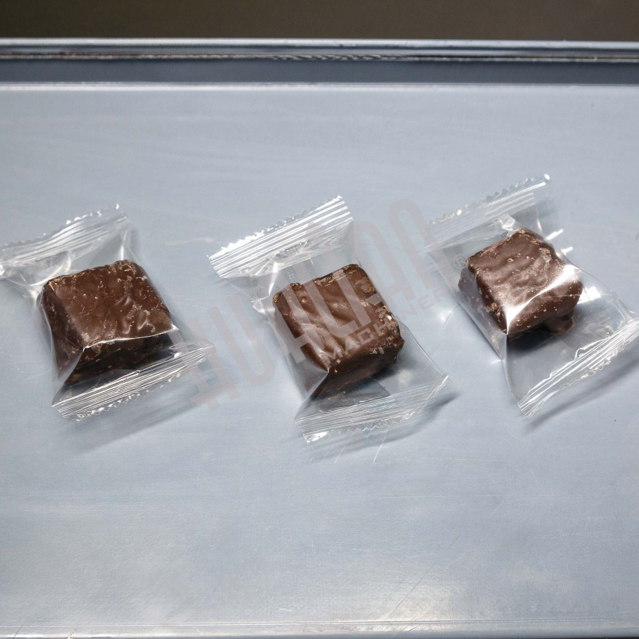 Автоматическая горизонтальная упаковочная машина DXDZ-250B (нерж, сенсорная панель) Hualian - Купить с доставкой по всей Беларуси