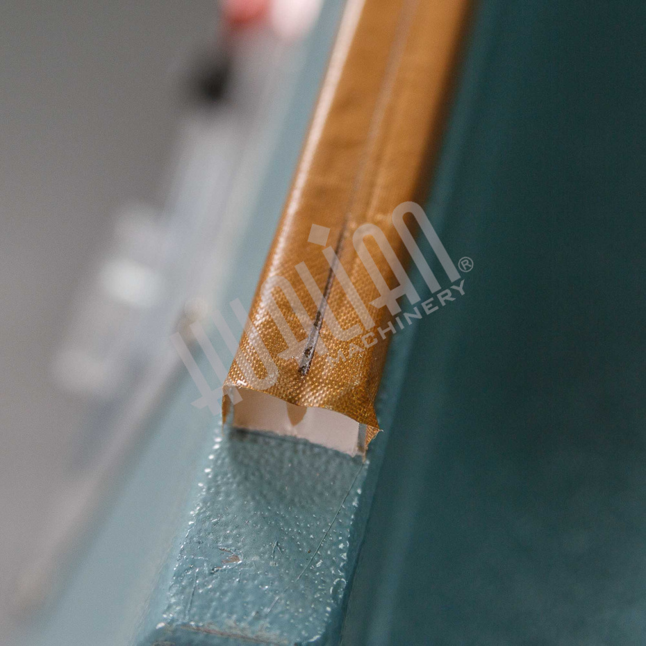 Ручной аппарат для запайки и обрезки BSF-601 REVERSE (подача справа налево) Hualian - Купить с доставкой по всей Беларуси