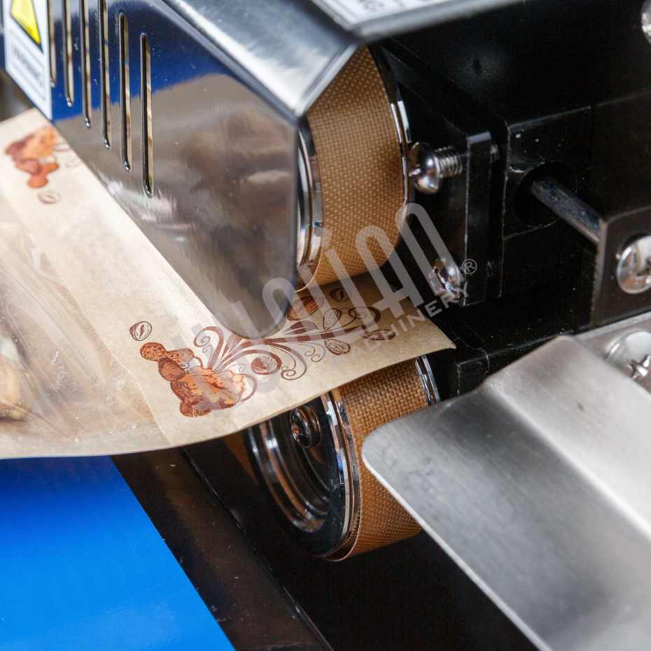 Роликовый (конвейерный) запайщик с правой подачей FRD-750E (горизонт.) Hualian - Купить с доставкой по всей Беларуси