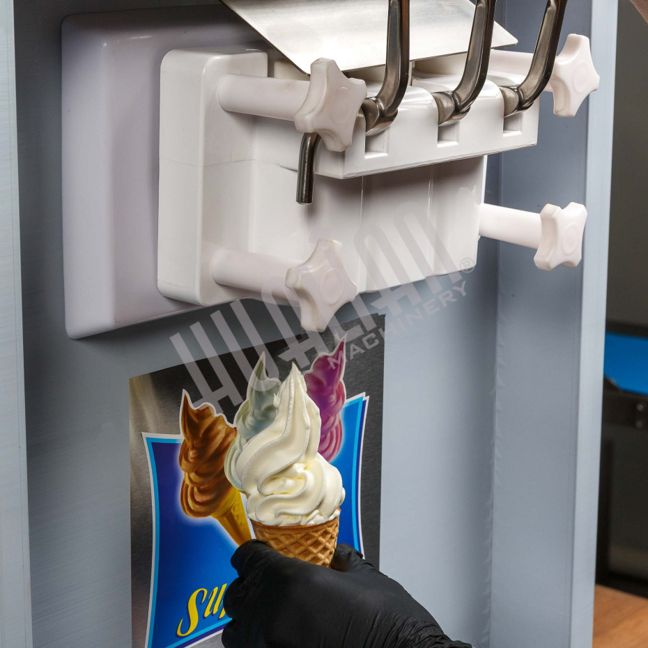 Фризер для мягкого мороженого HIM-03 с функцией ночного хранения и помпой (3 рожка) Hualian - Купить с доставкой по всей Беларуси