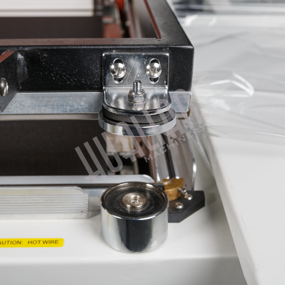 BSF-5030LT Компактная линия для упаковки в термоусадочную пленку Hualian - Купить с доставкой по всей Беларуси