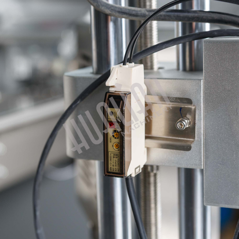 Автоматический этикетировщик для плоских поверхностей HLKBL-2T Hualian - Купить с доставкой по всей Беларуси