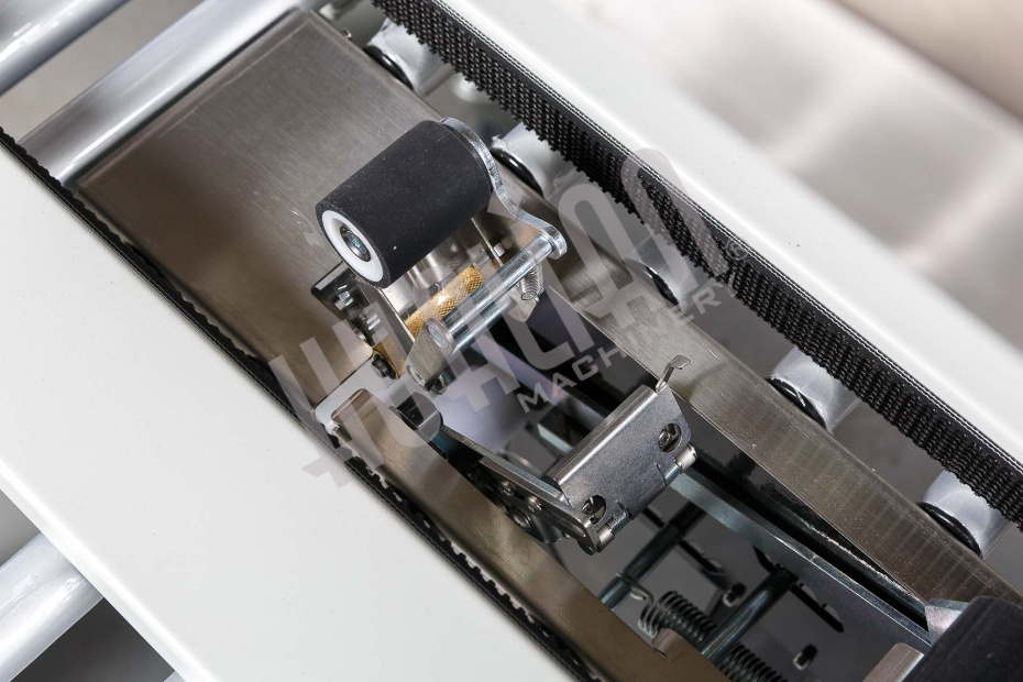 Полуавтоматический заклейщик коробов FXJ-2550X Hualian - Купить с доставкой по всей Беларуси