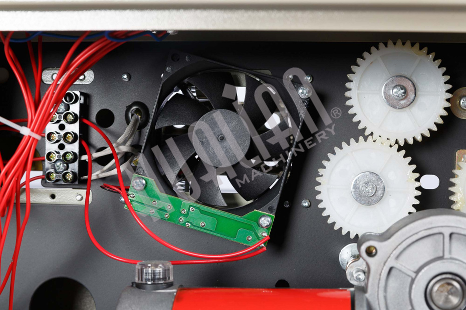 Роликовый (конвейерный) запайщик горизонтального типа DBF-900 LOW COST Hualian - Купить с доставкой по всей Беларуси