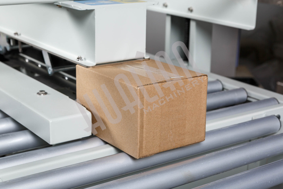 Полуавтоматический заклейщик коробов FXJ-2550X Hualian - Купить с доставкой по всей Беларуси