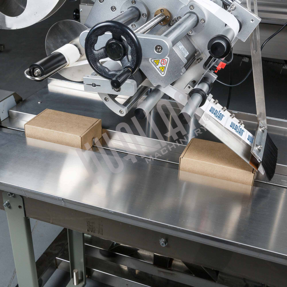 Автоматический этикетировщик для плоских поверхностей с датером HLMT-220TD Hualian - Купить с доставкой по всей Беларуси