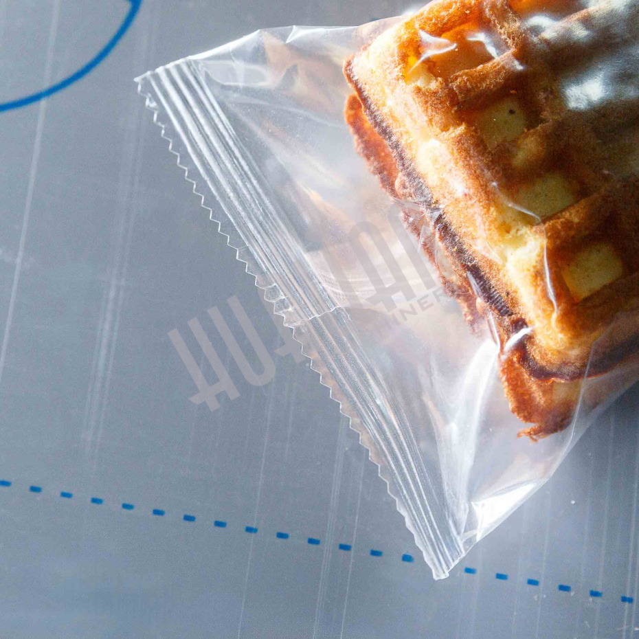 Горизонтальная упаковочная машина DXDZ-250XD (лент. 60 мм, рег. форм., S 250, L 120-280, H 60) Hualian - Купить с доставкой по всей Беларуси