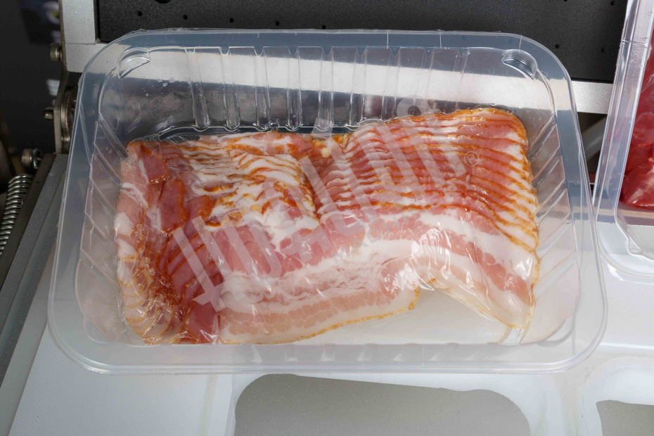 Скин-упаковочная машина HLV-300VST NEW на два лотка (глубина лотка 55 мм) Hualian - Купить с доставкой по всей Беларуси