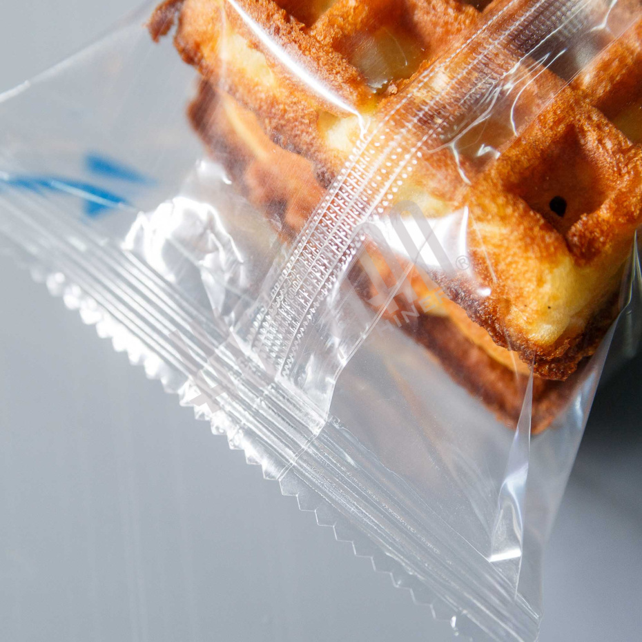 Горизонтальная упаковочная машина DXDZ-250XD (лент. 60 мм, рег. форм., S 250, L 120-280, H 60) Hualian - Купить с доставкой по всей Беларуси