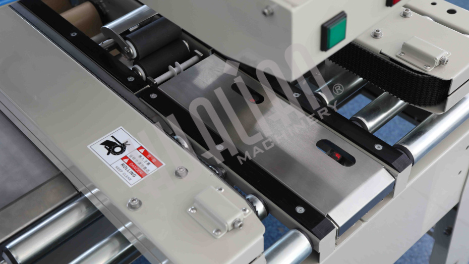 Автоматический заклейщик коробов с активируемой водой лентой FXW-6050 Hualian - Купить с доставкой по всей Беларуси