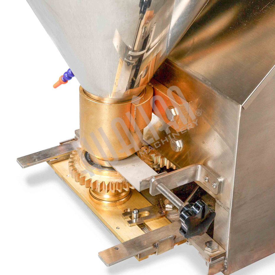 Машина для производства фрикаделек HL-280T (диаметр изделий 18, 22, 26 мм) Hualian - Купить с доставкой по всей Беларуси