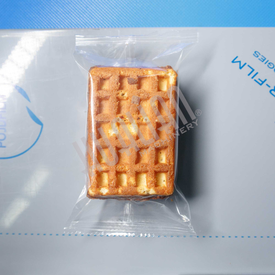 Горизонтальная упаковочная машина DXDZ-250XD (лент. 60 мм, рег. форм., S 250, L 120-280, H 60) Hualian - Купить с доставкой по всей Беларуси