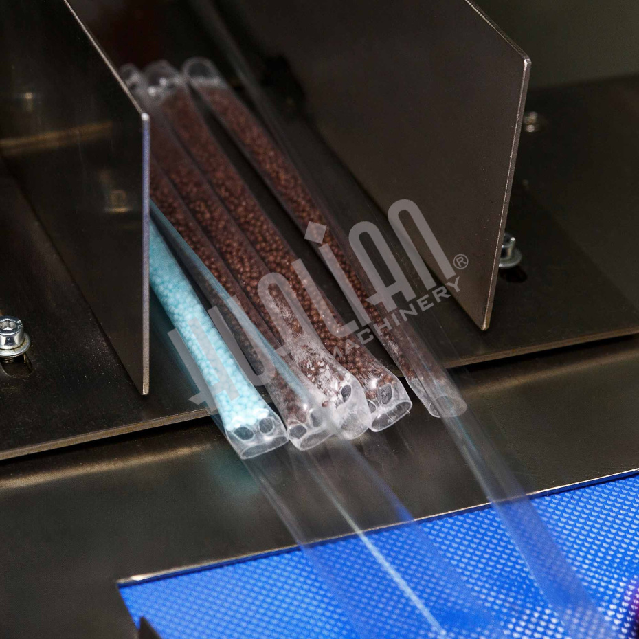 Автоматическая горизонтальная упаковочная машина DXDZ-250D (3 servo, рег. форм., min bag L 150, S 250, H 60, 1 позиц. нож) Hualian - Купить с доставкой по всей Беларуси