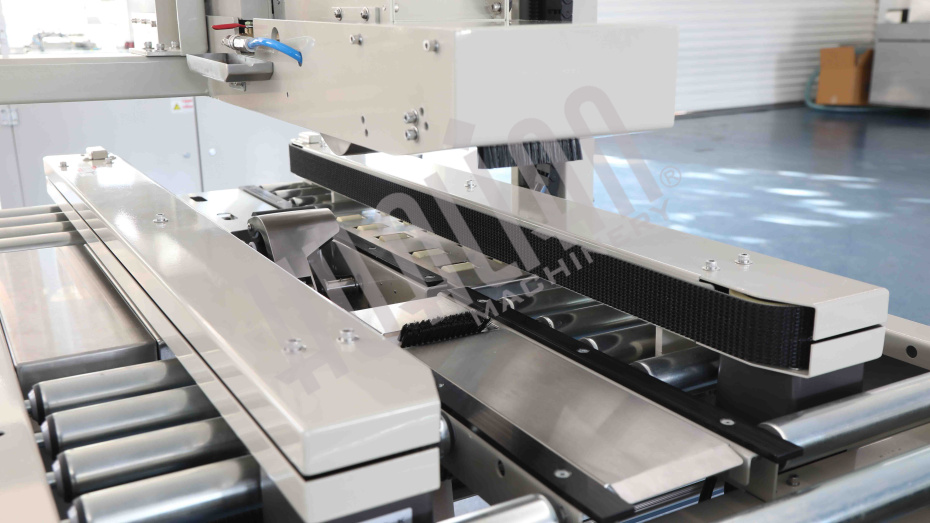 Автоматический заклейщик коробов с активируемой водой лентой FXW-6050 Hualian - Купить с доставкой по всей Беларуси