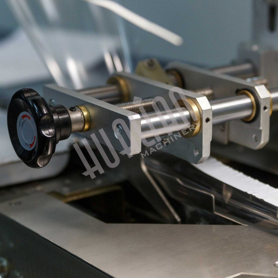 Автоматическая горизонтальная упаковочная машина DXDZ-250B (нерж, сенсорная панель) Hualian - Купить с доставкой по всей Беларуси